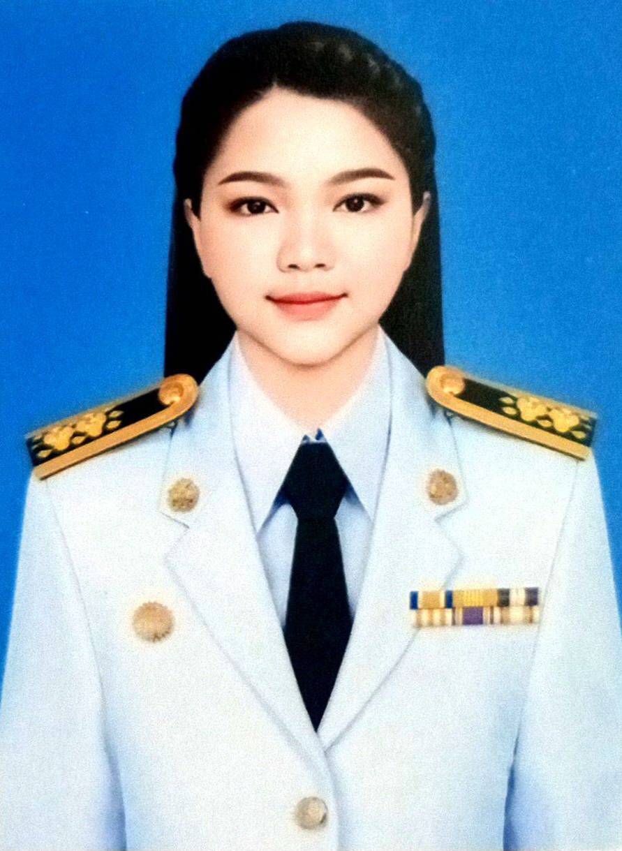 นางสาวสโรชา วงค์งาม