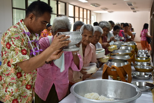 �ç�����������آ�Ҿ�Ե�ͧ��ЪҪ����������٧����(���ҧ�آ���¸����ѭ��)